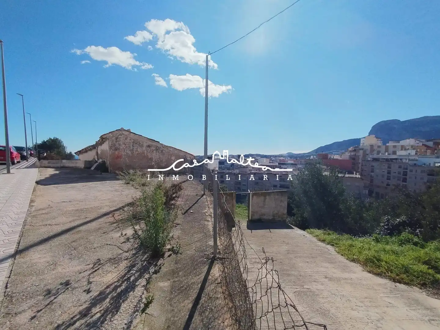 Vista exterior de Casa o xalet en venda en Callosa d'en Sarrià amb Jardí privat