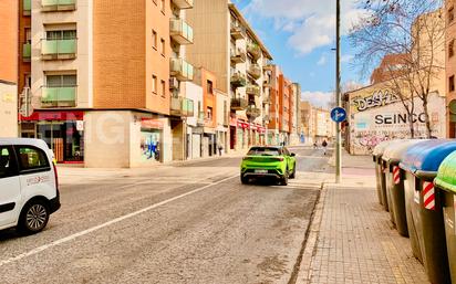 Vista exterior de Local en venda en Sabadell