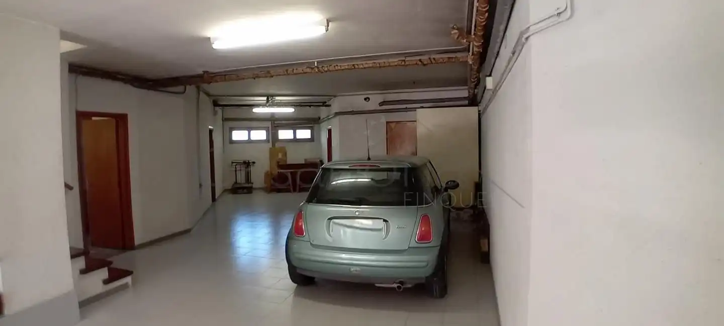 Parking de Casa o chalet en venta en Sant Vicenç de Torelló con Calefacción, Jardín privado y Terraza