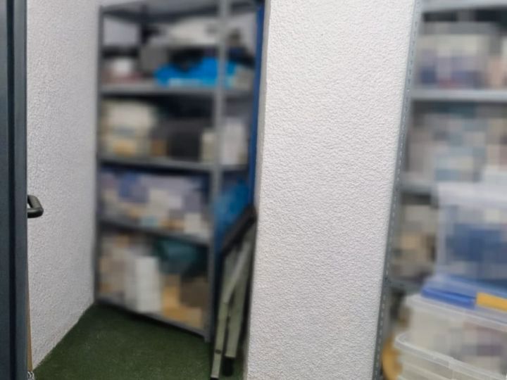 Exterior view of Box room for sale in  Sevilla Capital