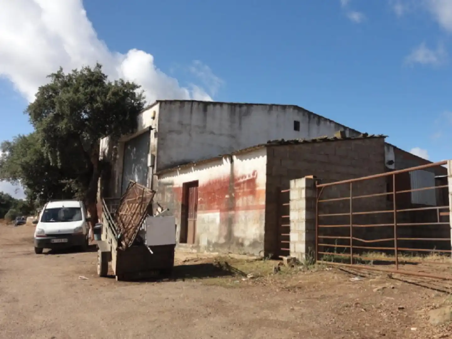 Vista exterior de Nave industrial en venta en Puebla de Obando