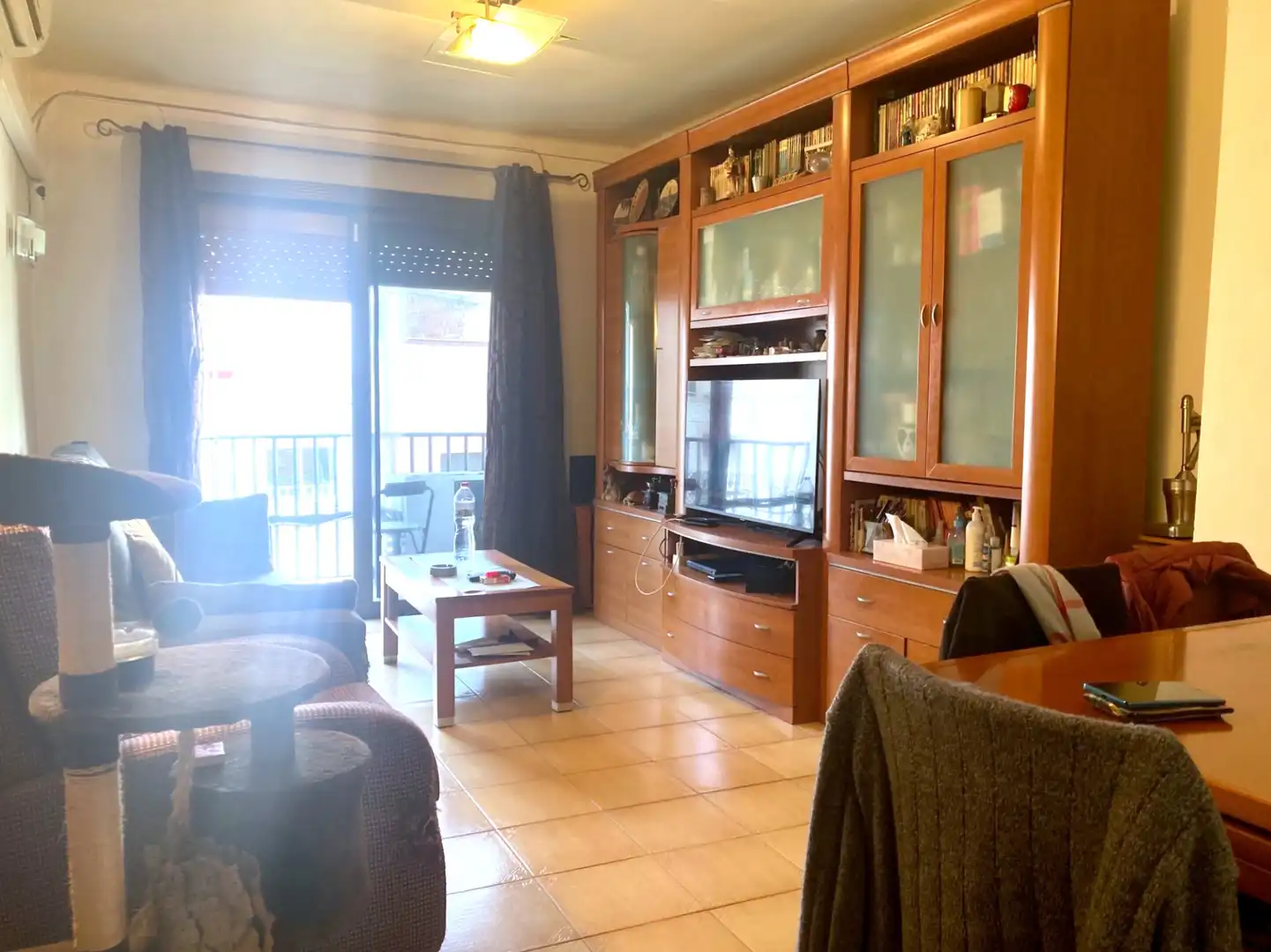 Sala d'estar de Pis en venda en L'Hospitalet de Llobregat amb Aire condicionat, Calefacció i Balcó