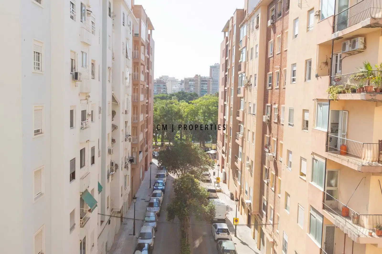 Außenansicht von Wohnung zur Miete in Valencia mit Klimaanlage, Heizung und Möbliert