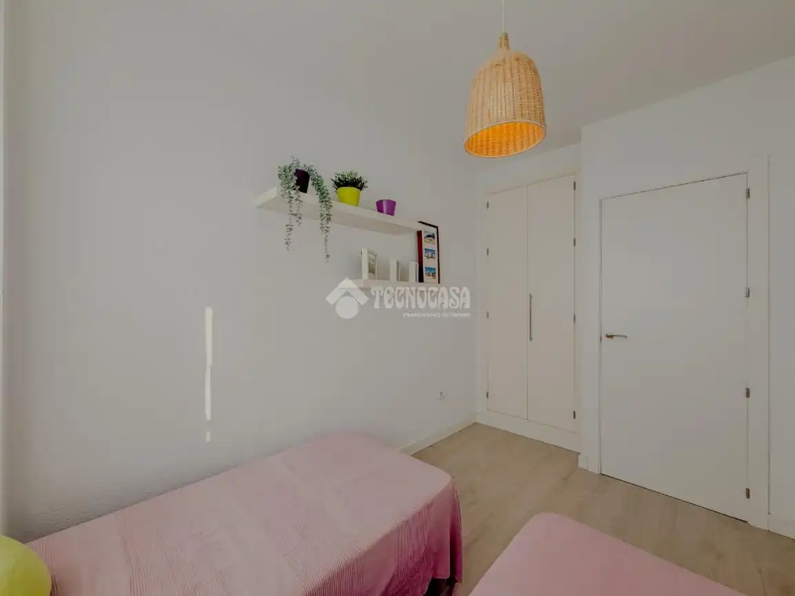 Habitación de Piso en venta en Rota con Aire acondicionado, Calefacción y Jardín privado