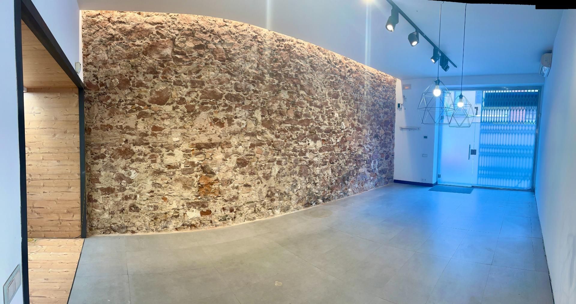 Premises to rent in Martorell  with Air Conditioner