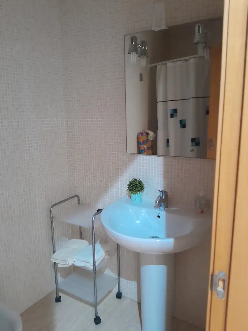 Flat with lift to rent in Llandels, imagen 17