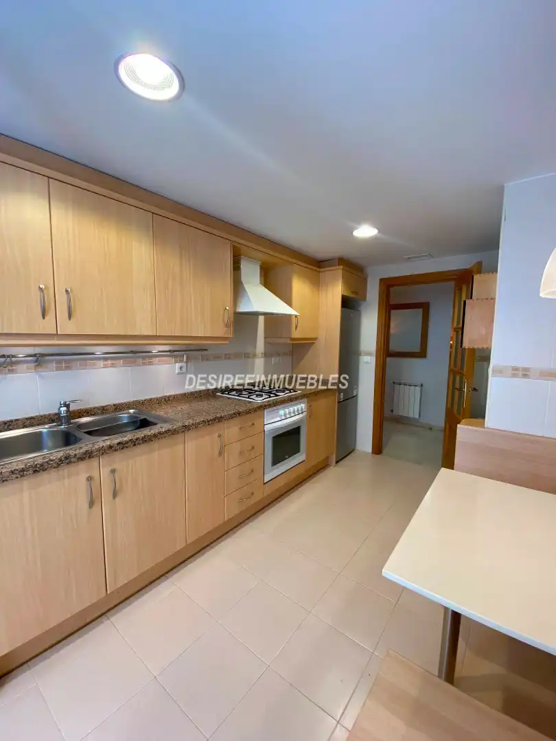 Kitchen of Flat for rent in Valencia  with Air Conditioner, Heating and Terrace