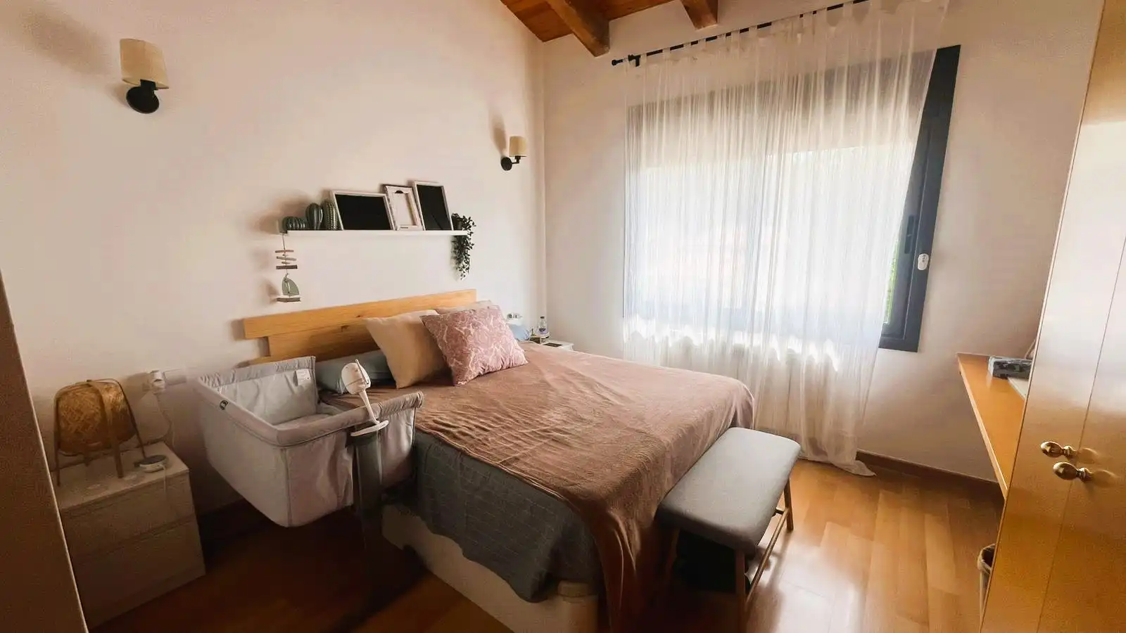 Dormitori de Casa o xalet de lloguer en Gualba amb Calefacció