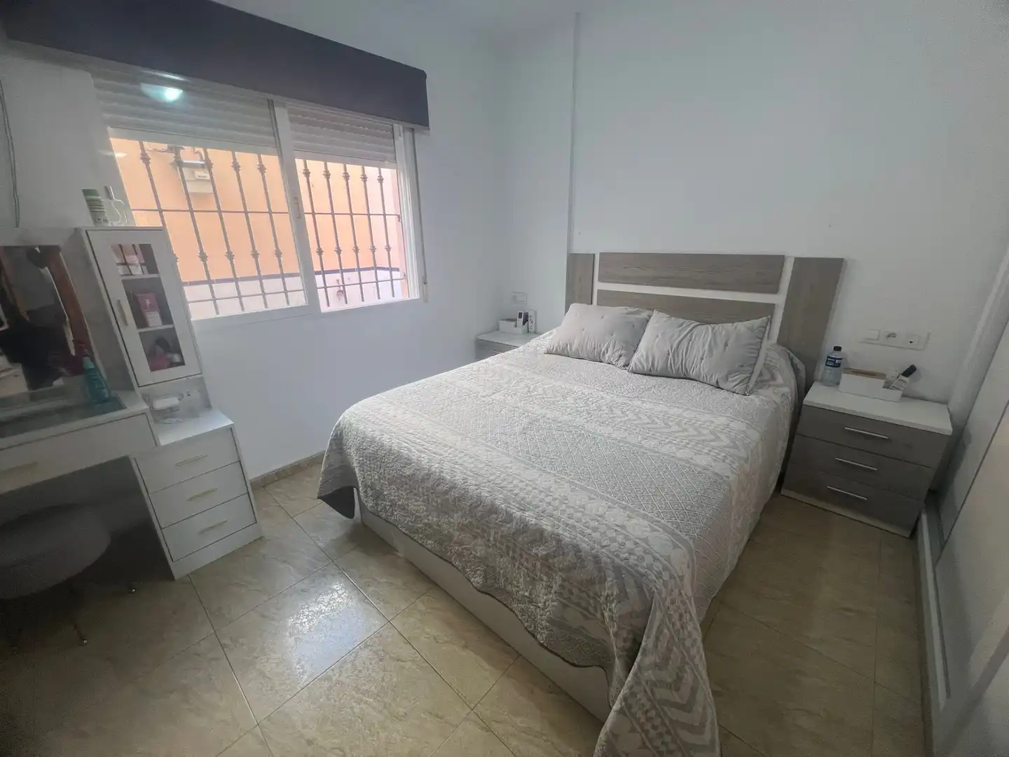 Habitación de Casa adosada en venta en San Pedro del Pinatar con Aire acondicionado, Terraza y Trastero