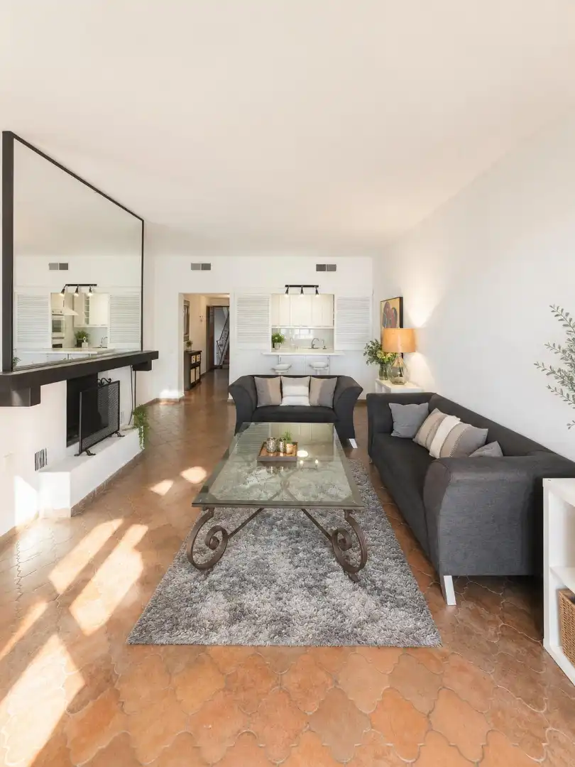 Piso con piscina en venta en Nueva Andalucía, imagen 2
