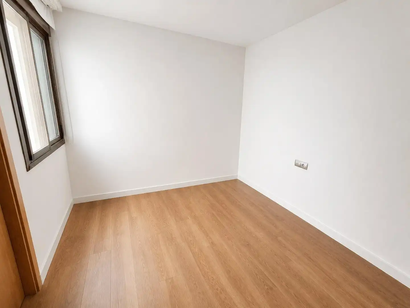 Wohnung zur Miete in Calle Poetisa Alfonsina Domínguez, El Cónsul - Ciudad Universitaria - El Romeral