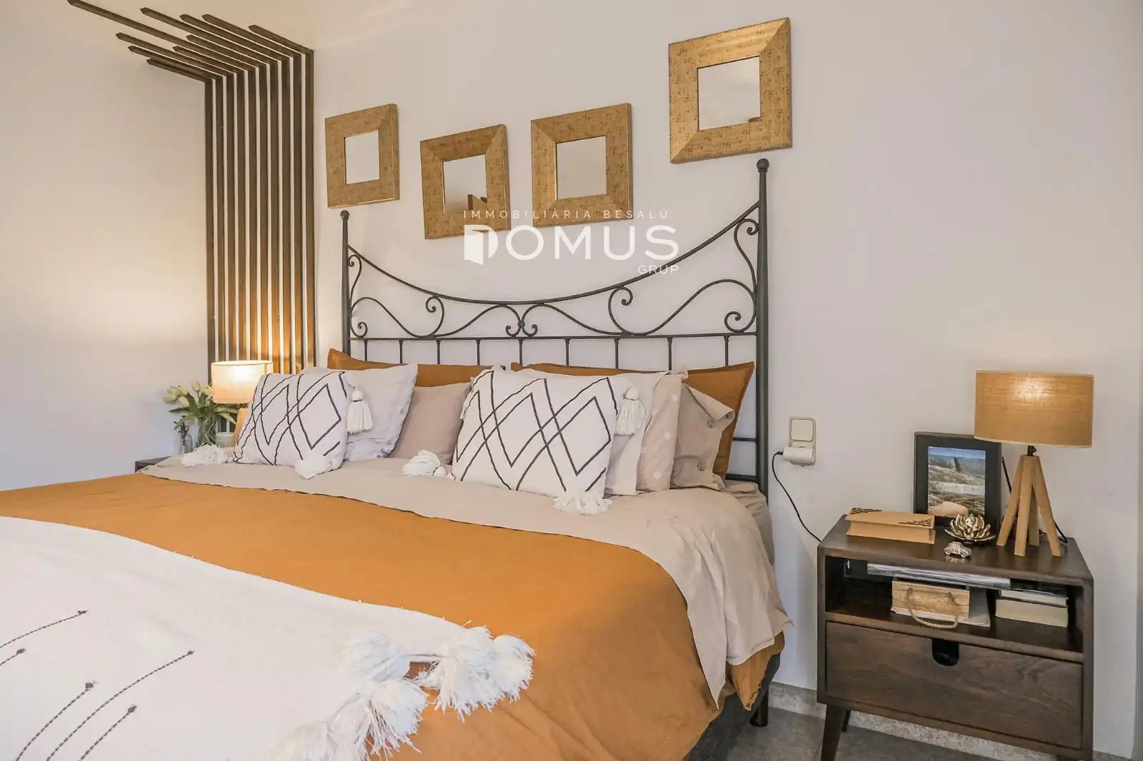 Bedroom of Houses for sale in Besalú  with Air Conditioner, Private garden and Terrace
