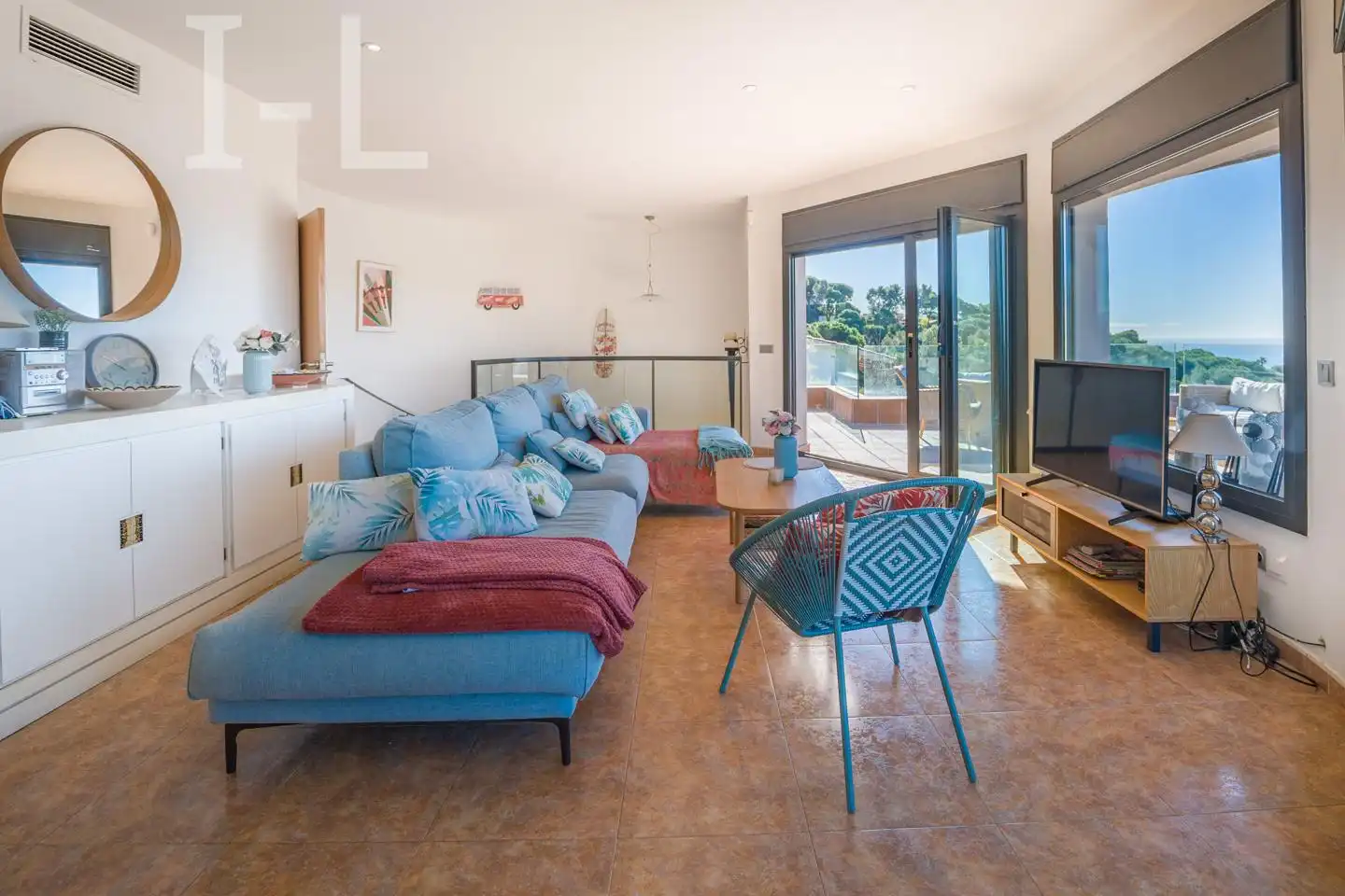 Sala d'estar de Casa o xalet en venda en Lloret de Mar amb Calefacció, Terrassa i Piscina
