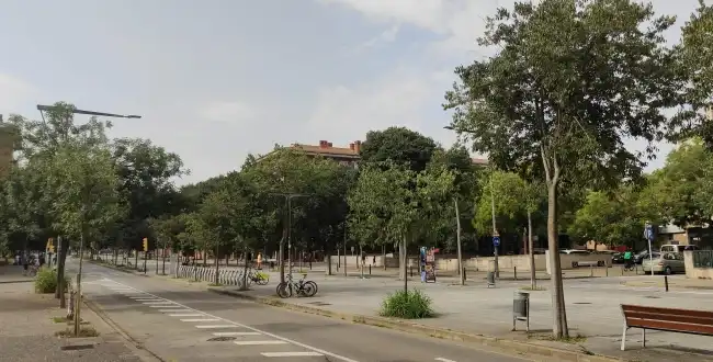 Vista exterior de Garatge en venda en Girona