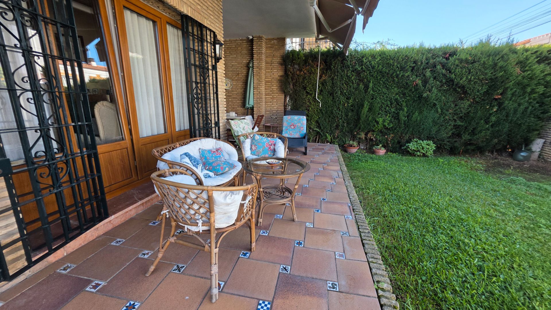 Terrassa de Casa o xalet en venda en El Puerto de Santa María amb Aire condicionat, Jardí privat i Terrassa