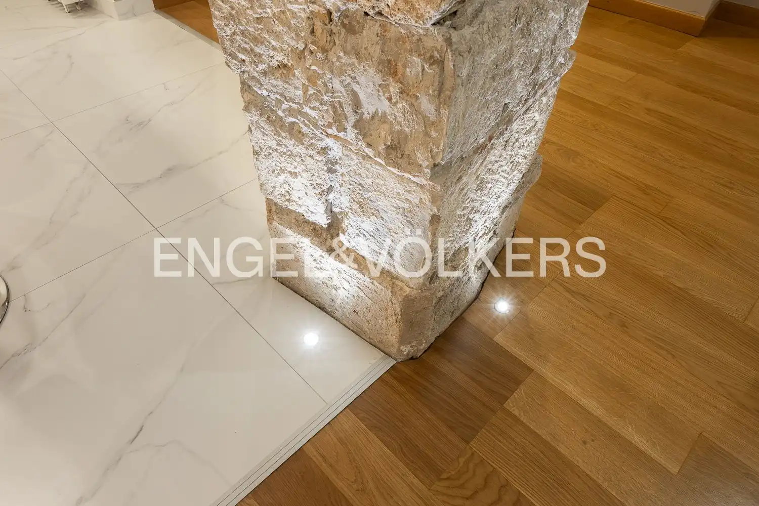 Apartamento en venta en Valencia con Aire acondicionado, Calefacción y Parquet