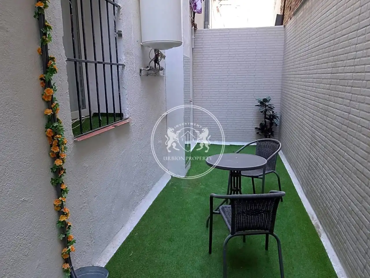 Terraza de Estudio en venta en Madrid con Aire acondicionado, Calefacción y Amueblado