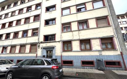 Außenansicht von Wohnung zum verkauf in Langreo mit Heizung