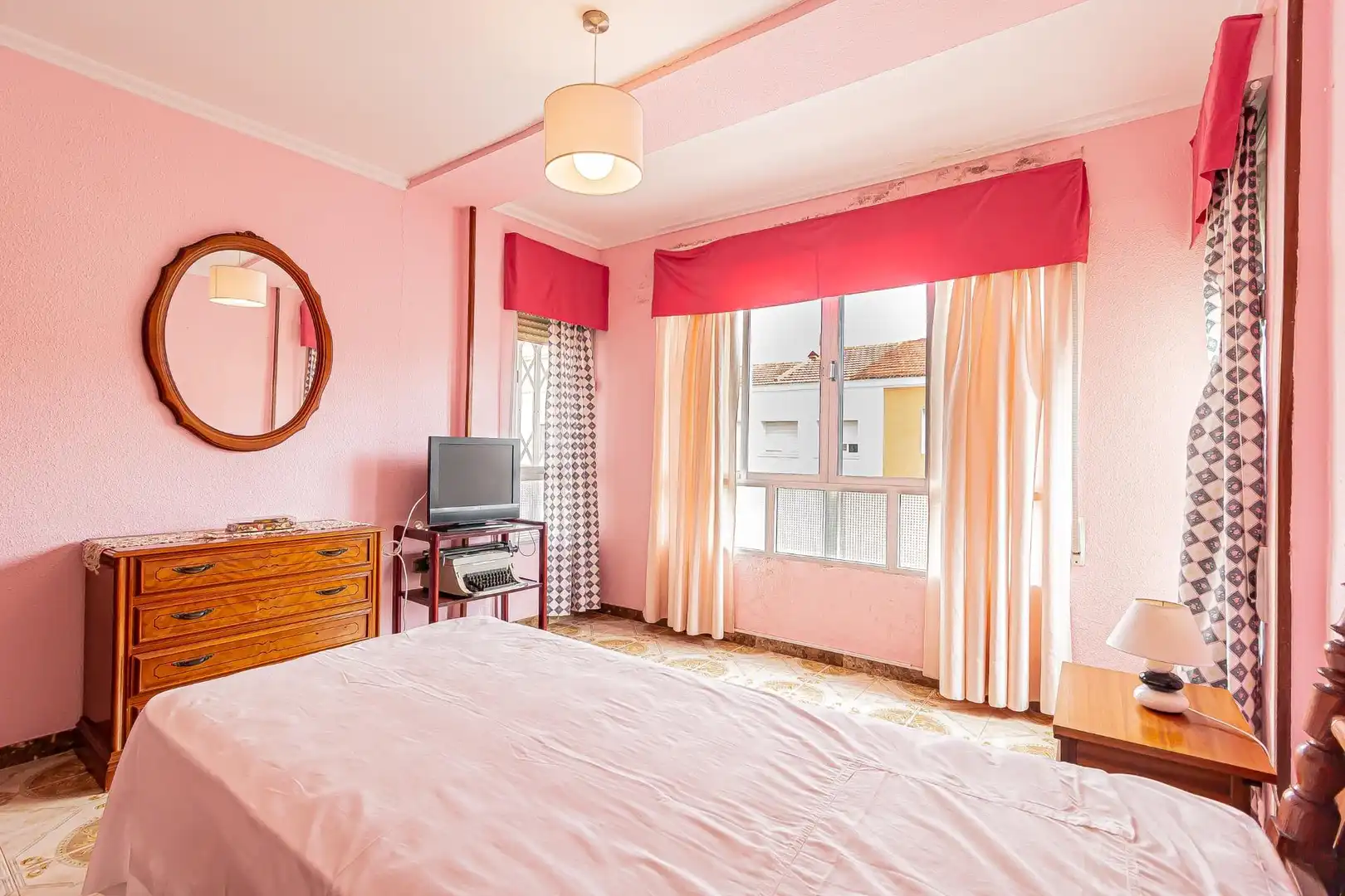 Schlafzimmer von Einfamilien-Reihenhaus zum Verkauf in Cartagena mit Privatgarten, Abstellraum und Balkon