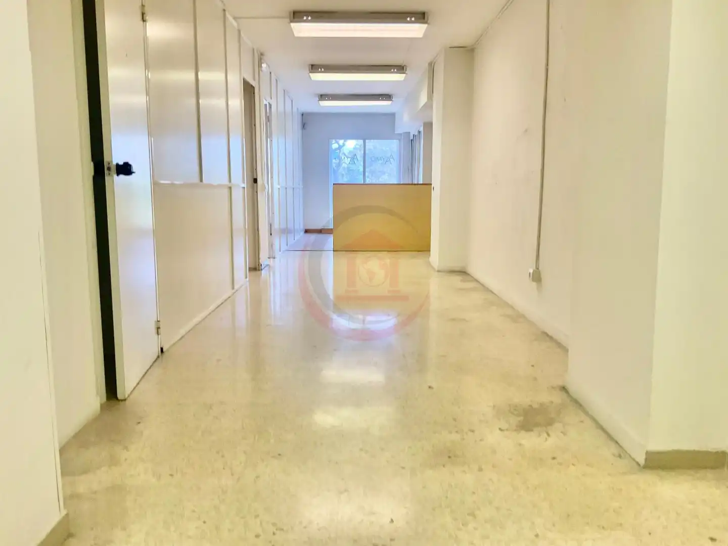Commercial properties for rent in Barcelona  with Air Conditioner