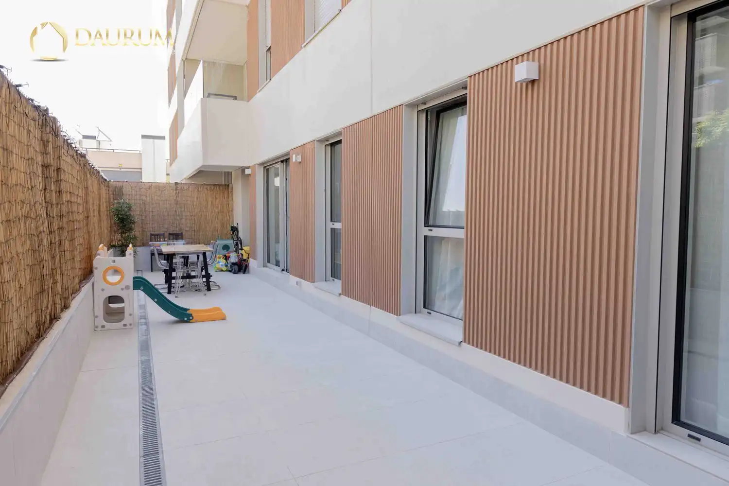 Terrassa de Pis en venda en Madrid amb Aire condicionat, Calefacció i Jardí privat