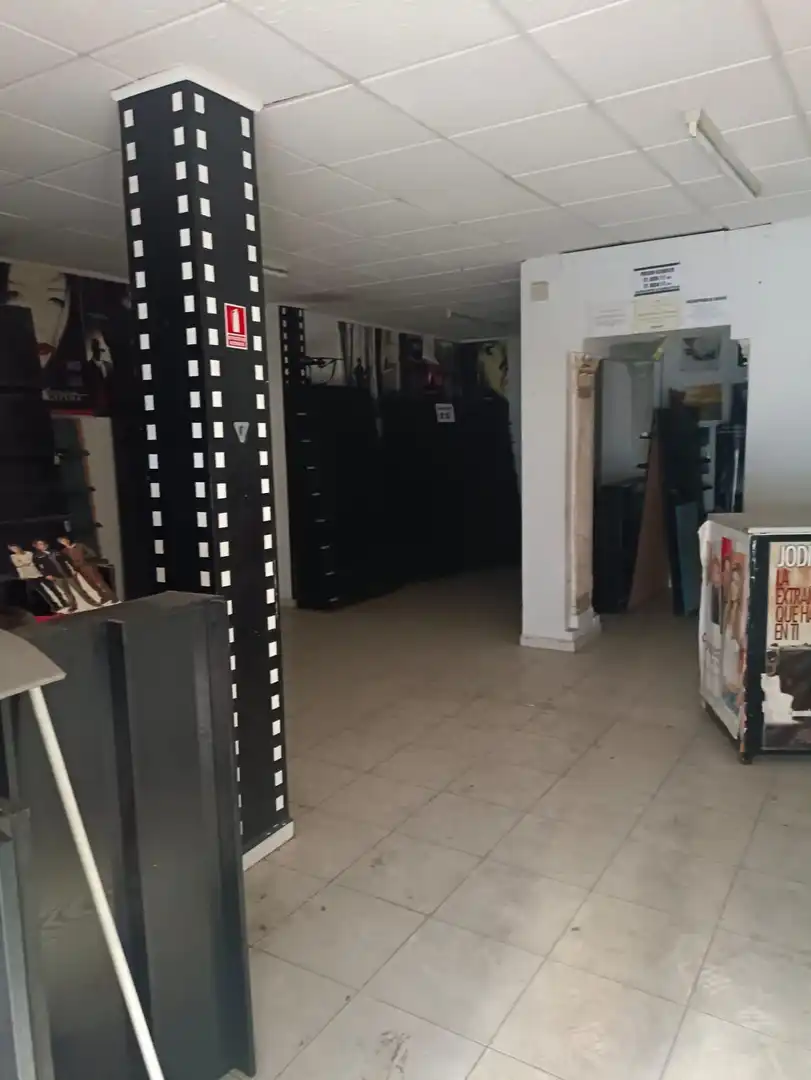 Business premises for sale in Casco Antiguo, imagen 3