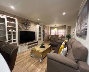 Living room of House or chalet for sale in Elche / Elx  with Air Conditioner, Heating and Terrace