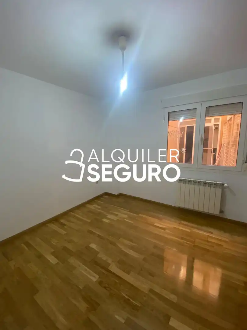 Schlafzimmer von Wohnung zur Miete in Guadalajara mit Klimaanlage, Heizung und Schwimmbad