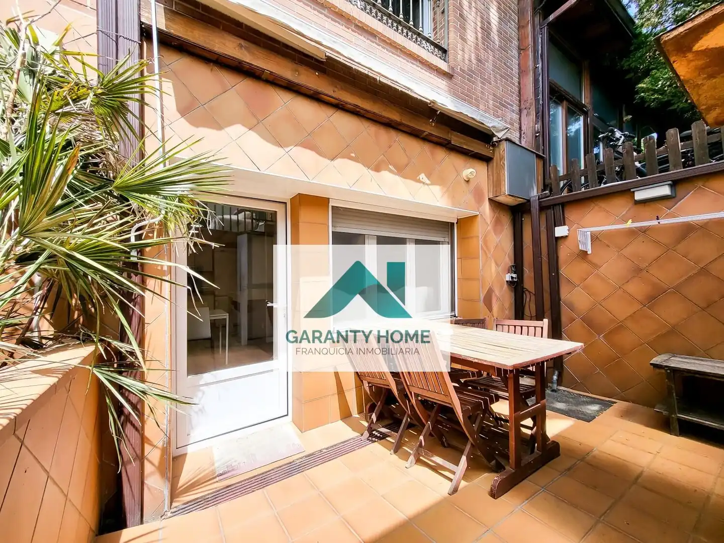 Vista exterior de Apartamento de alquiler en Villanueva de la Cañada con Aire acondicionado, Jardín privado y Terraza