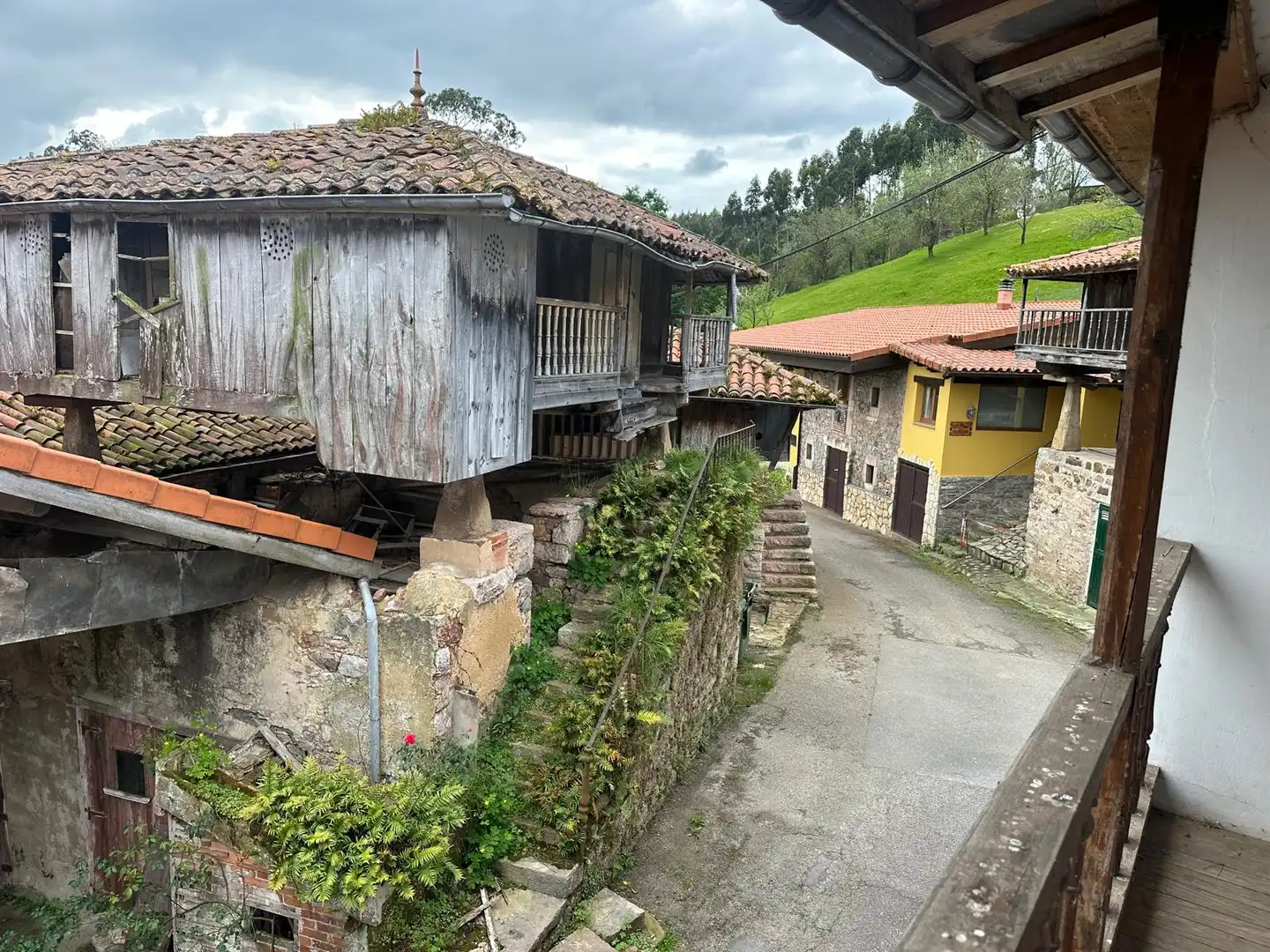 Exterior view of Houses for sale in Castrillón  with Private garden and Balcony