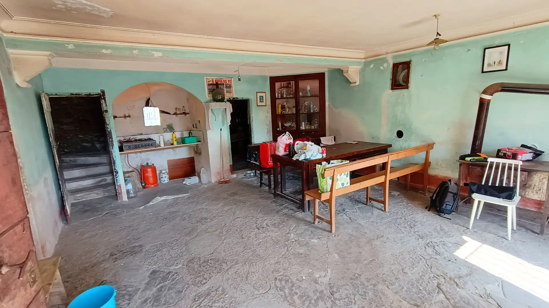 Cuina de Finca rústica en venda en Soriguera amb Balcó
