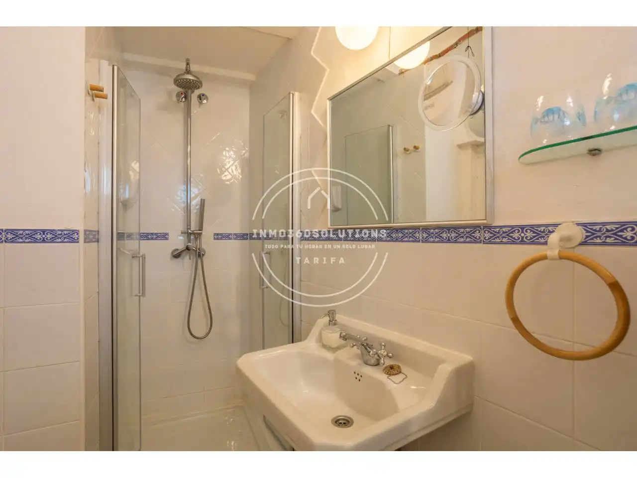 Bathroom of Apartments for rent in Tarifa  with Furnished