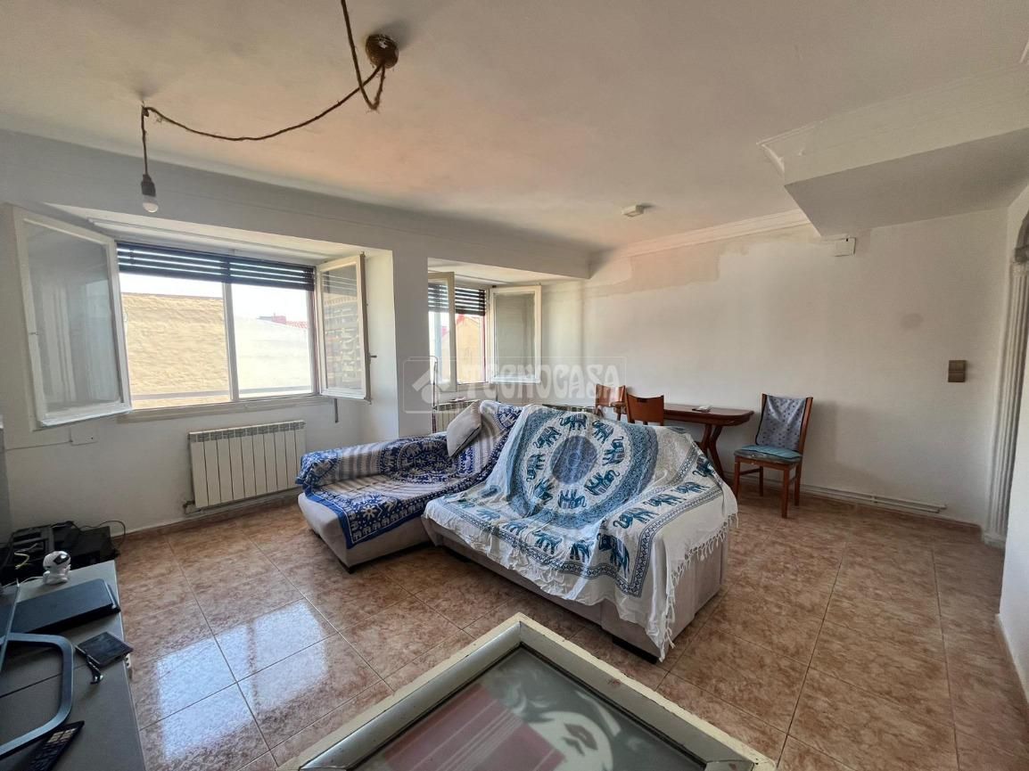 Sala d'estar de Pis en venda en  Zaragoza Capital