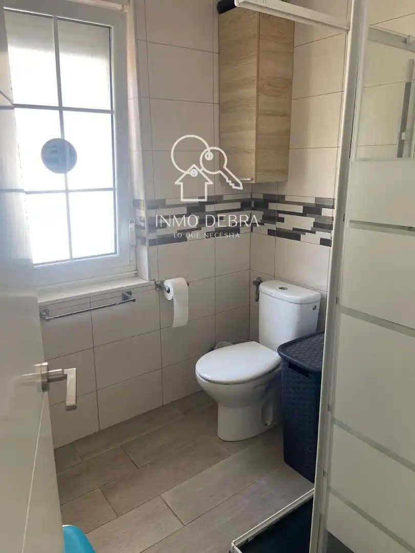 Baño de Piso en venta en Castrillón con Terraza, Amueblado y Horno
