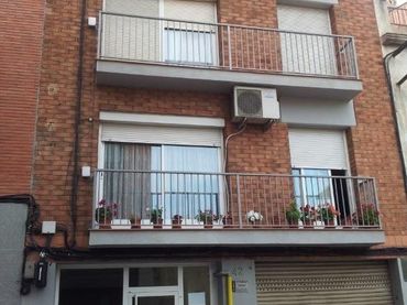 Locale commerciale in vendita a Centre - Sant Oleguer