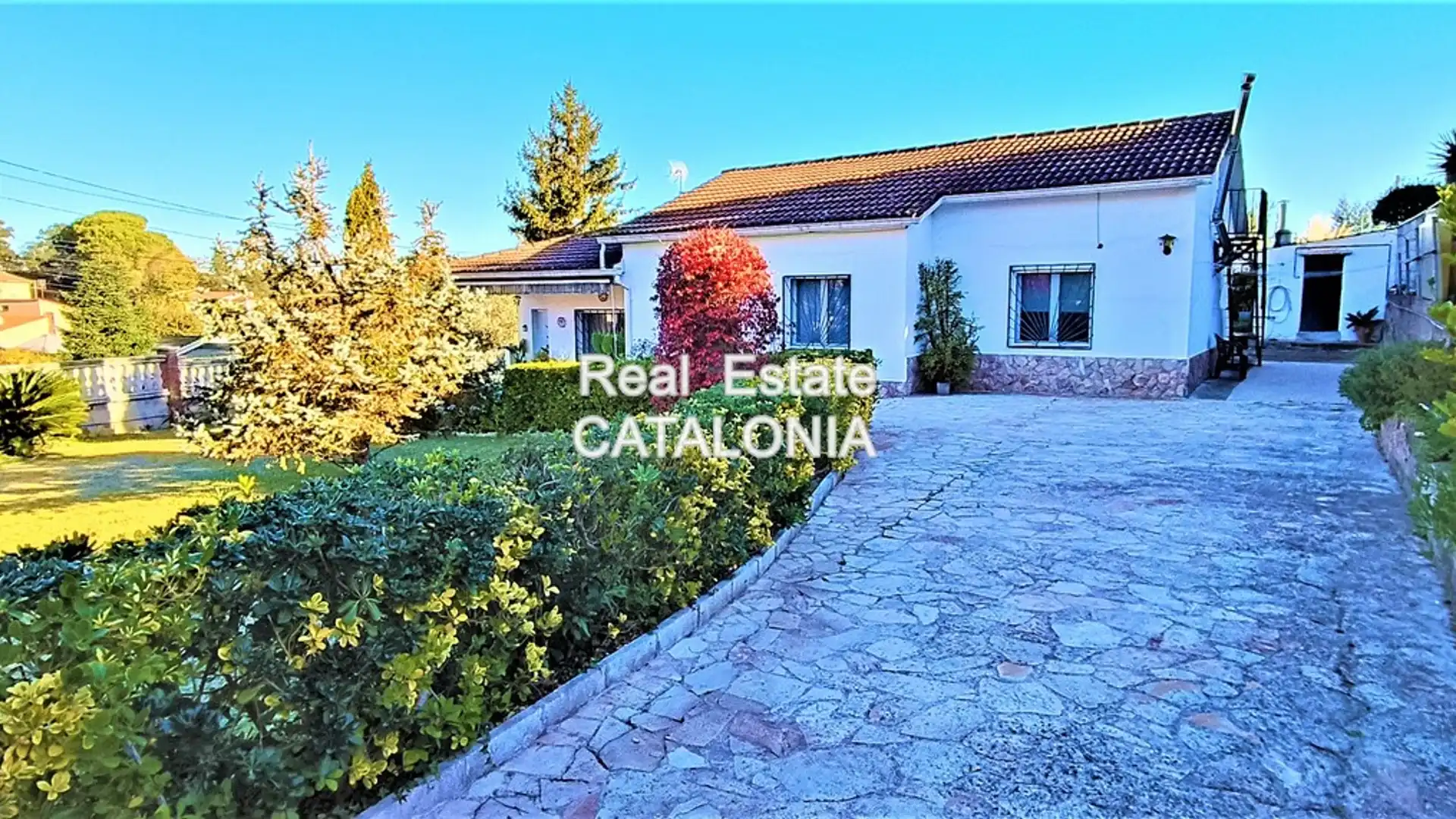 Vista exterior de Casa o xalet en venda en Lloret de Mar amb Calefacció, Jardí privat i Terrassa