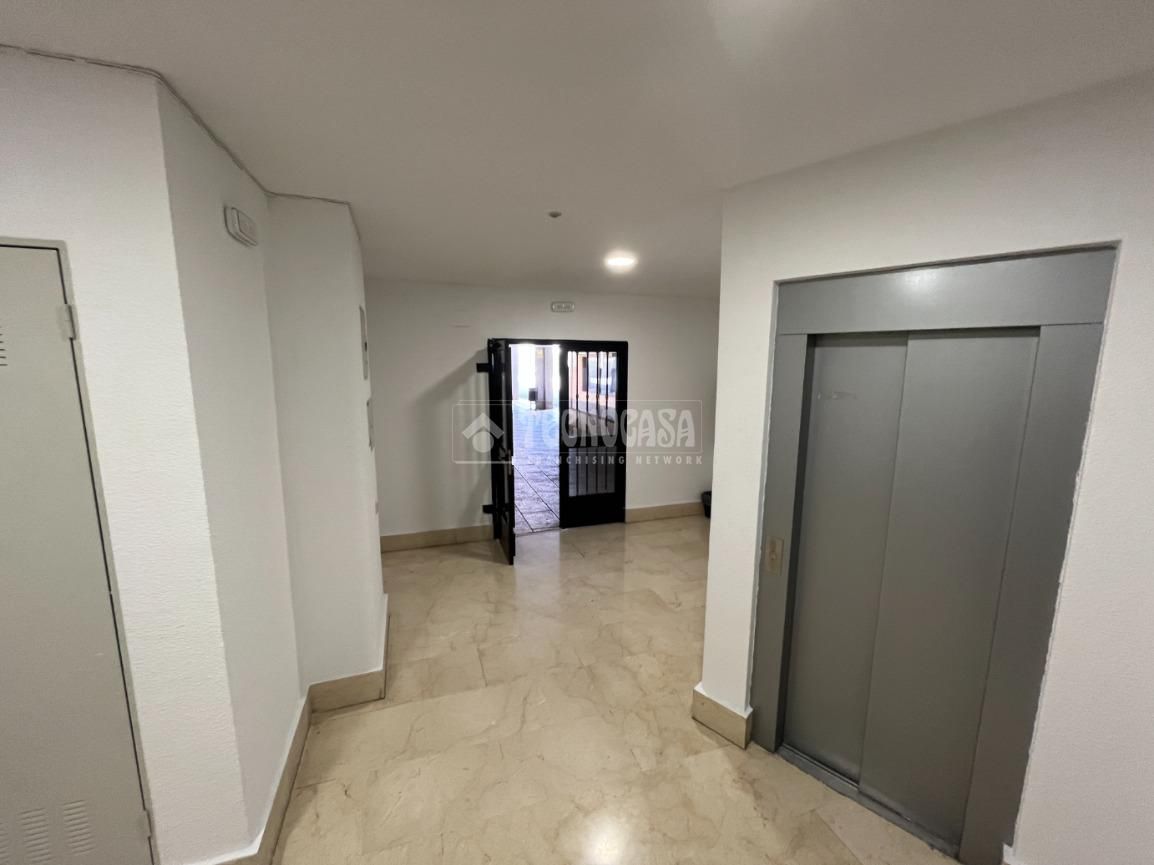 Flat for sale in Torres de la Alameda  with Heating