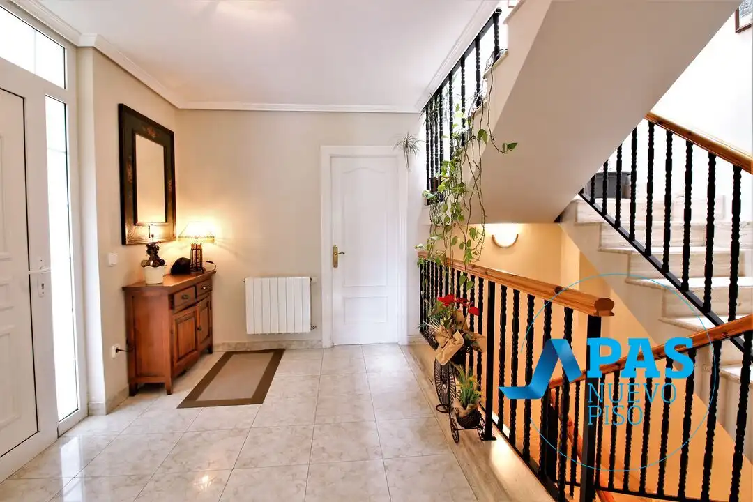 Casa o xalet en venda en Santander amb Calefacció, Jardí privat i Terrassa