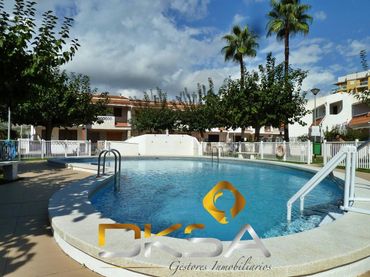 Casa a schiera con balcone in vendita a Calle TENERIFE