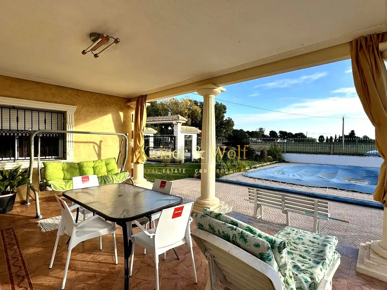 Terrassa de Casa o xalet en venda en Elche / Elx amb Aire condicionat, Jardí privat i Piscina