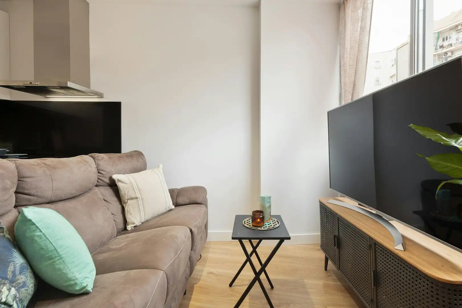 Living room of Flat for rent in Barcelona  with Air Conditioner, Heating and Furnished