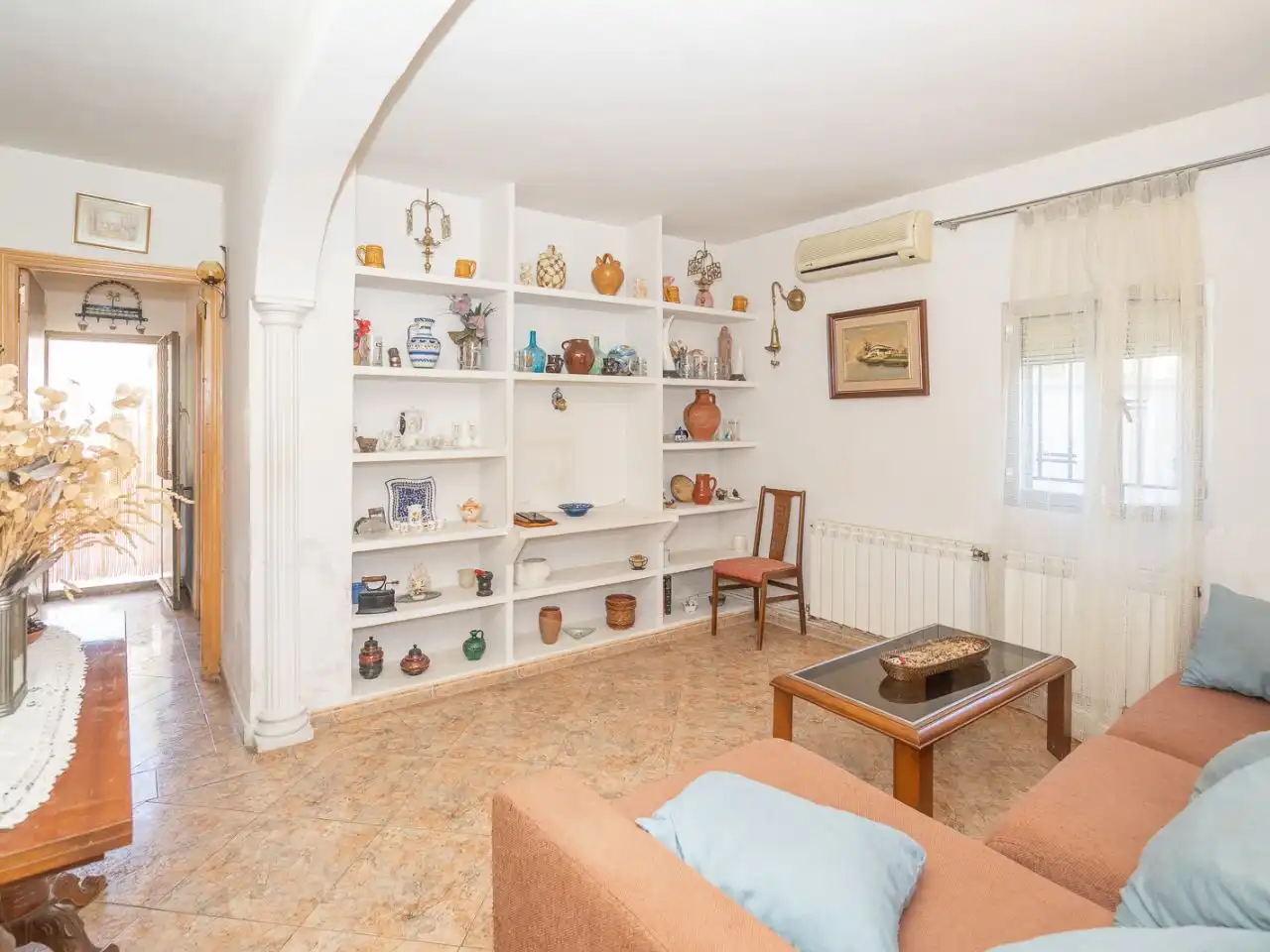 Sala d'estar de Casa o xalet en venda en Palomeque amb Piscina
