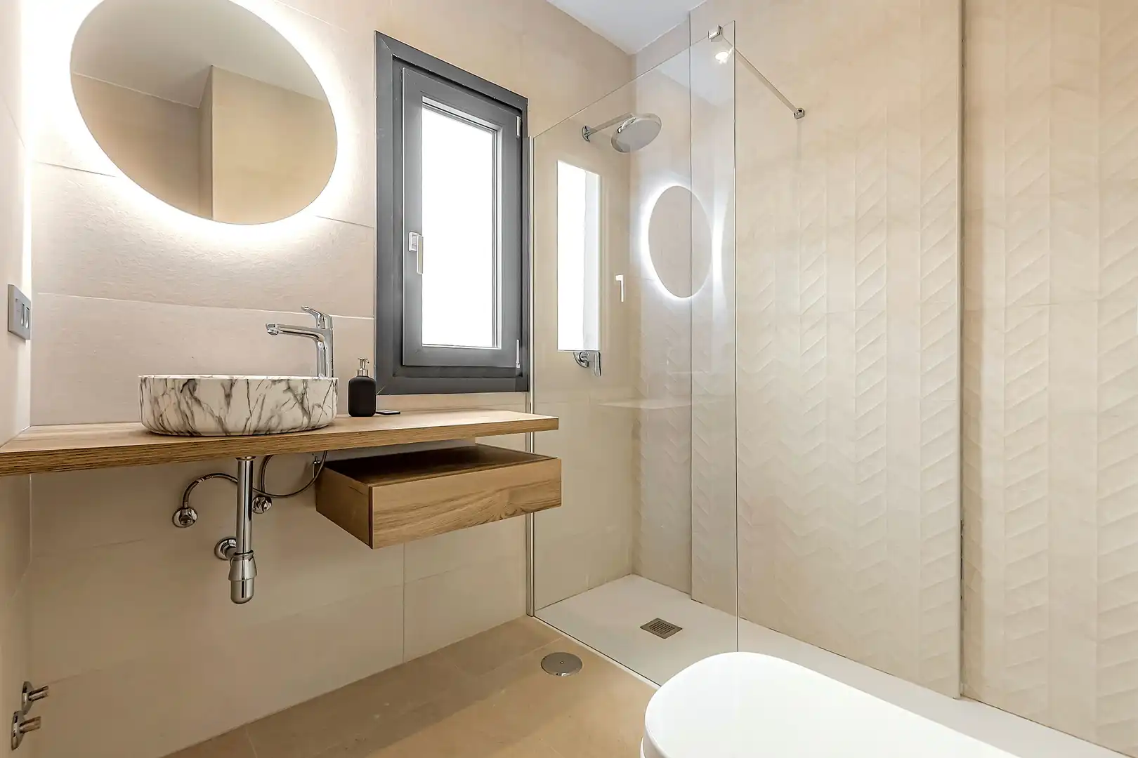 Baño de Casa adosada en venta en San Miguel de Abona con Jardín privado, Terraza y Piscina