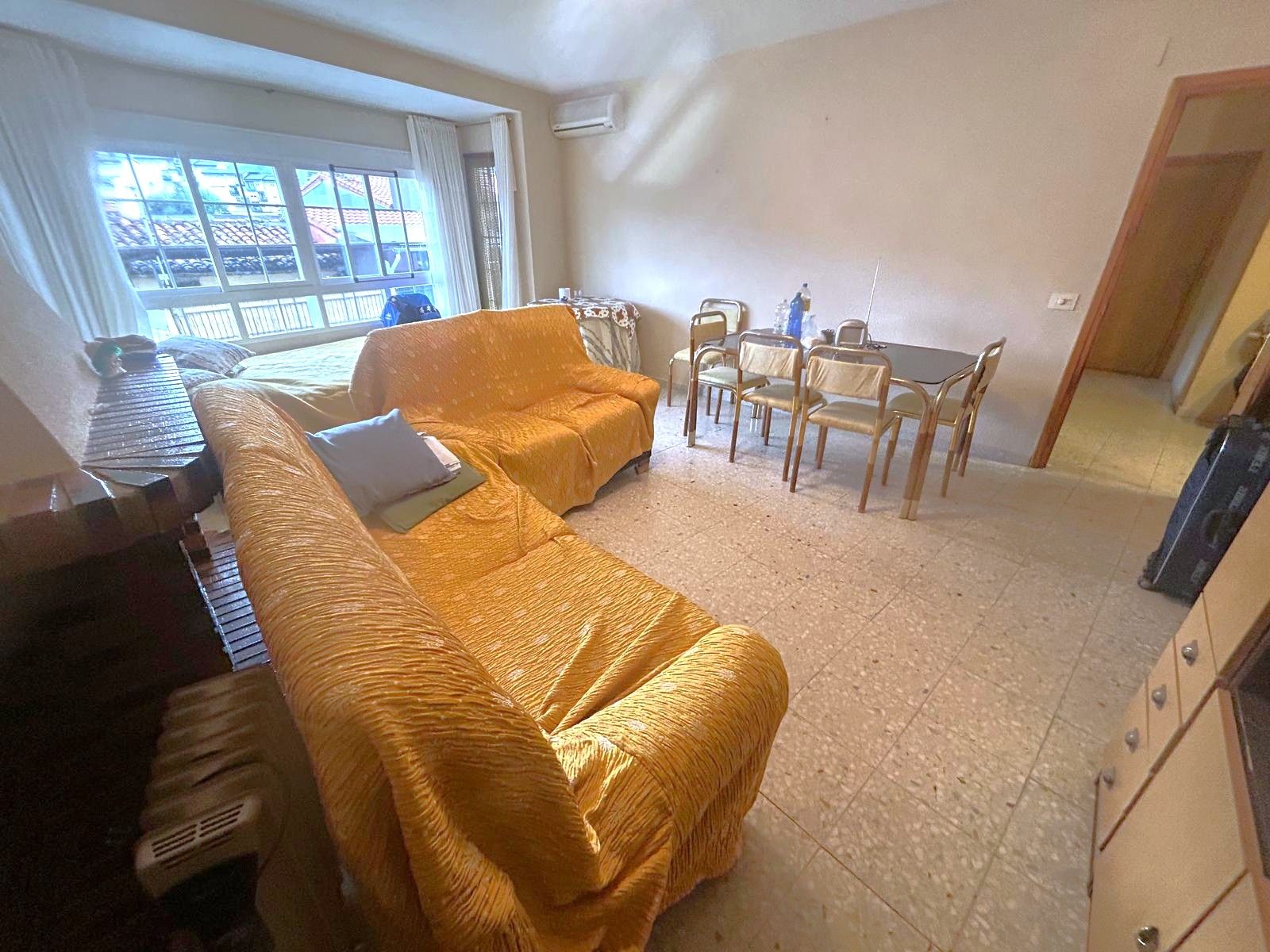 Living room of Flat for sale in Aldeanueva de la Vera  with Heating, Terrace and Storage room