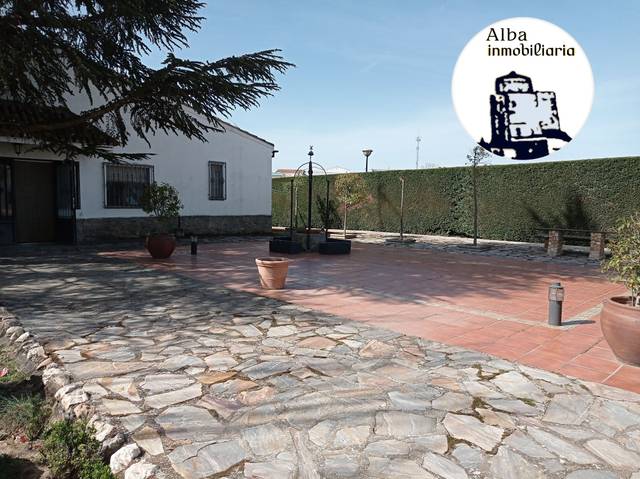 Casa-chalet en Venta en Camino Otero, 5 en Alba de Tormes