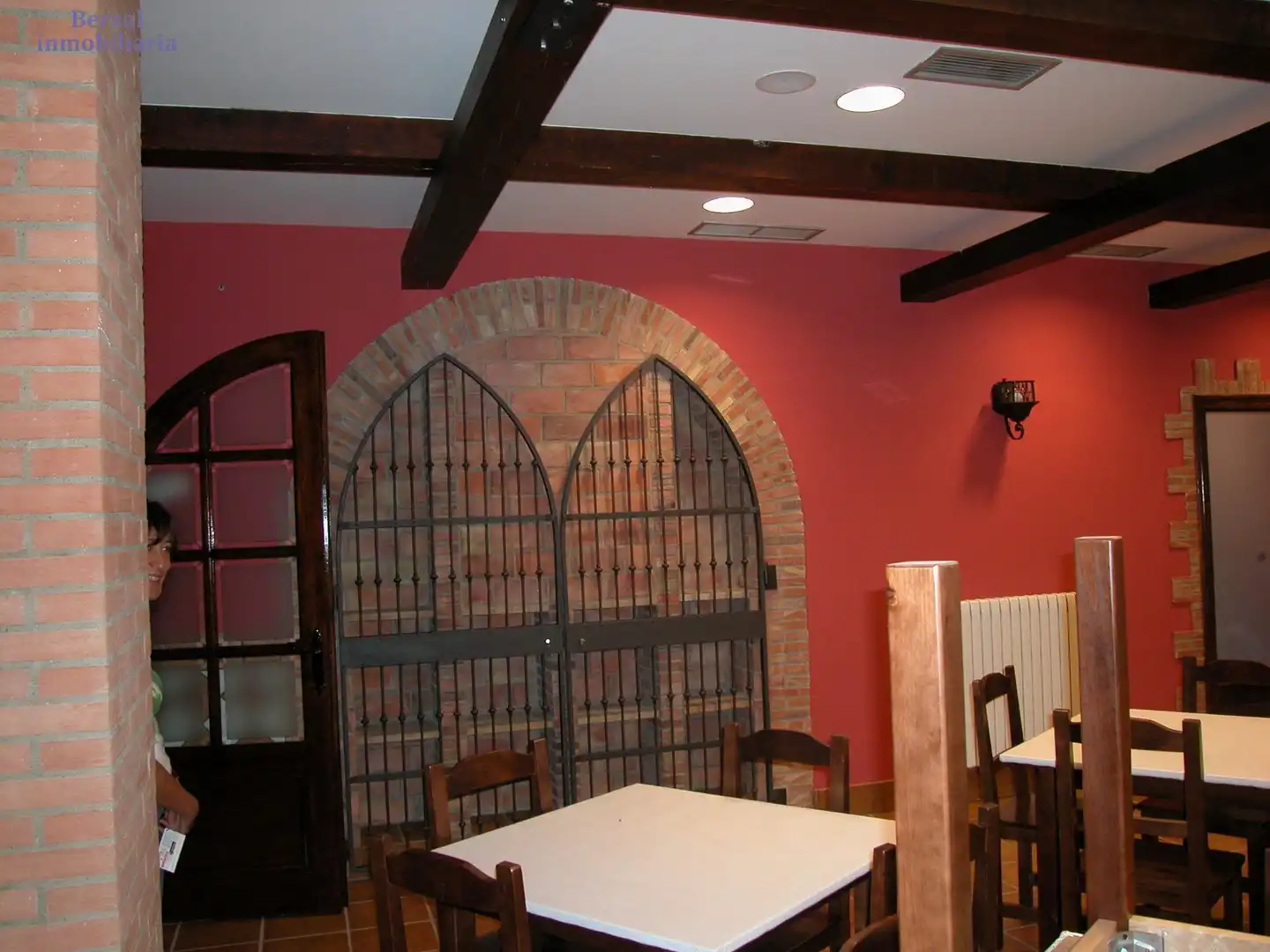 Commercial properties for sale in Galilea  with Air Conditioner and Furnished