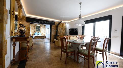 Photo 3 of Flat for sale in Puerto Banús, Marbella