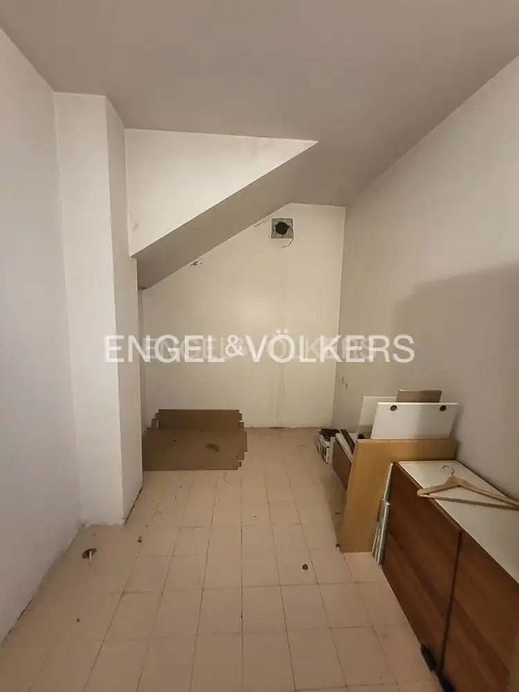 Flat for rent in Madrid  with Air Conditioner, Heating and Private garden