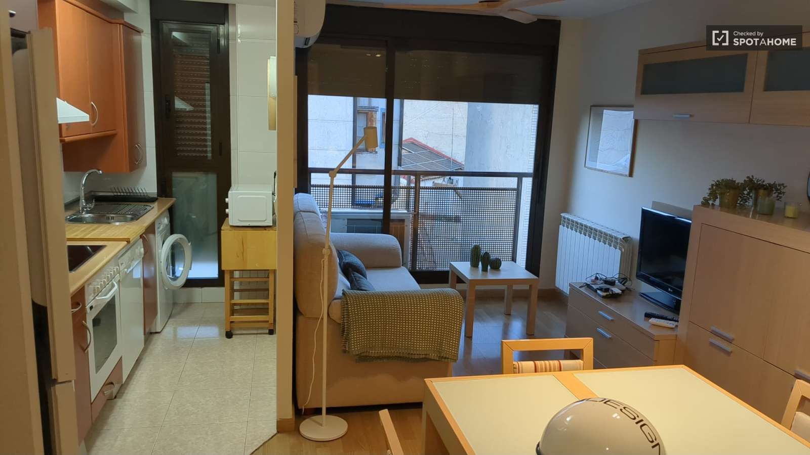 Sala d'estar de Apartament per a compartir en  Zaragoza Capital amb Terrassa