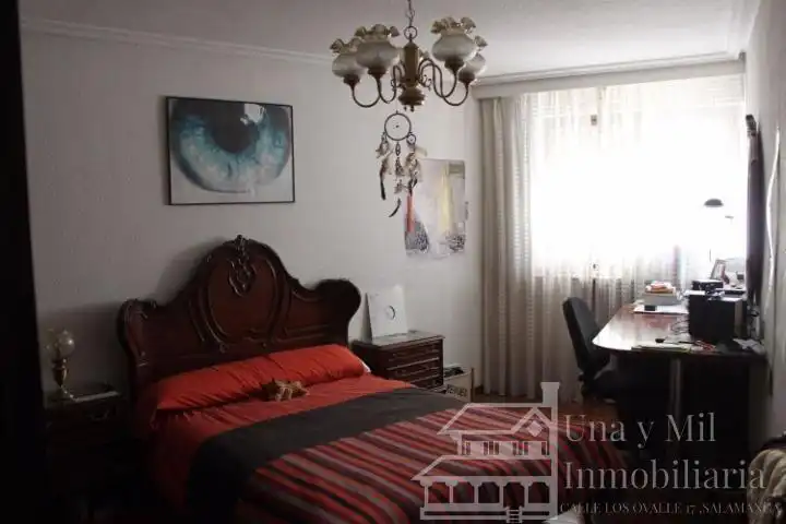 Dormitori de Pis de lloguer en Salamanca amb Calefacció, Parquet i Terrassa